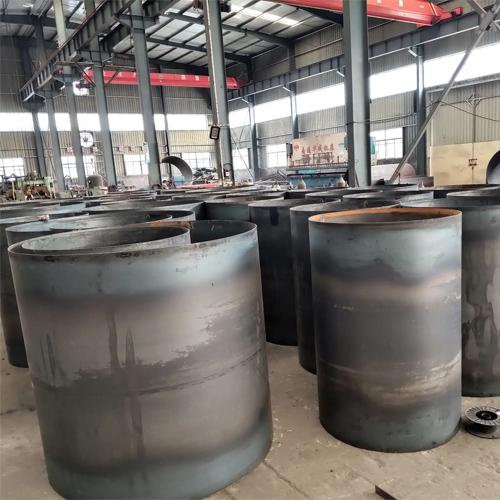 选择泰州钢护筒的材质时考虑哪些条件？